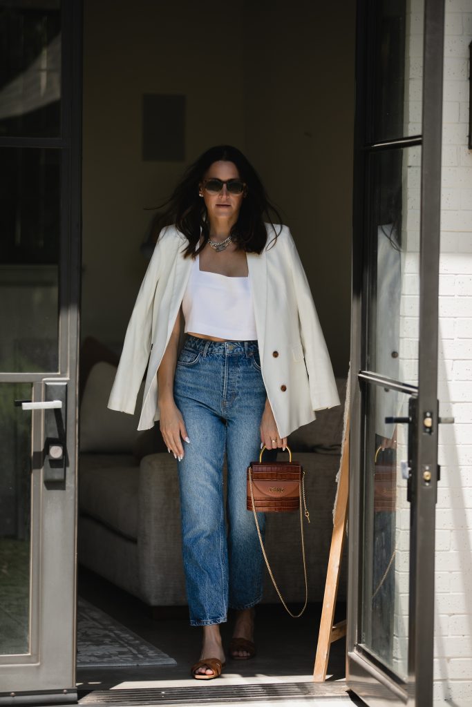 blue jeans and blazer Outfit Idea | Timeless Outfits