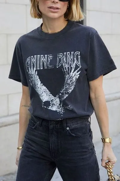graphic t-shirt outfit idea