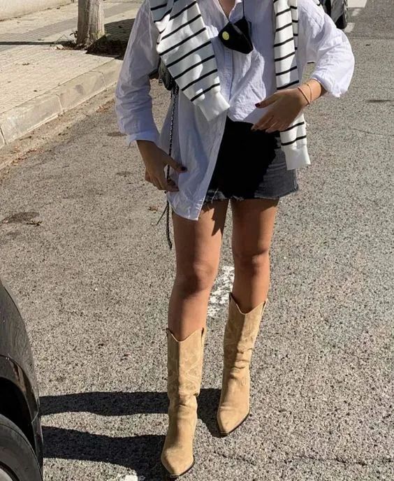 shorts and boots outfit idea | What to Wear to a Summer Concert