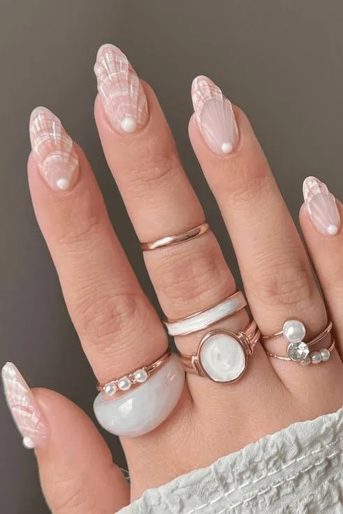 August beach vacation nails