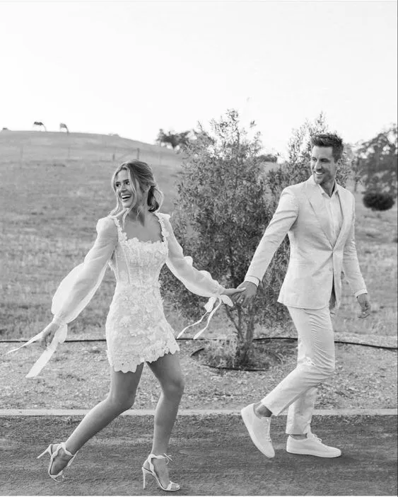 white lace dress photoshoot outfit idea