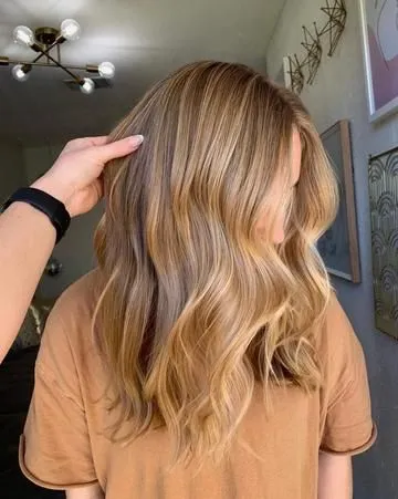 Warm Blonde for women