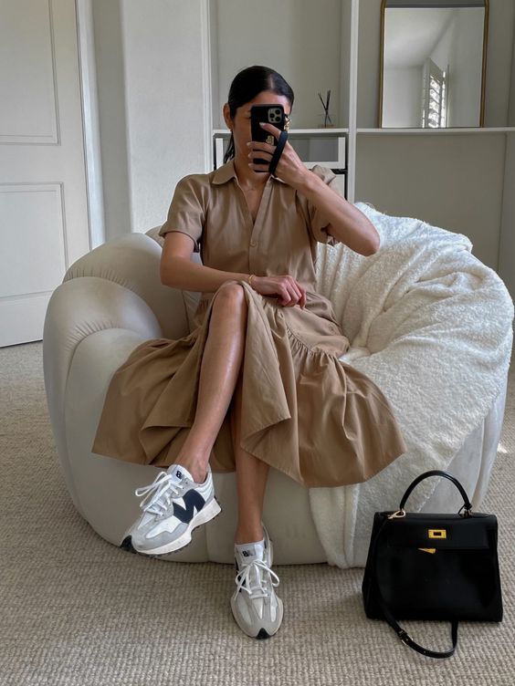 New Balance 327 with a dress