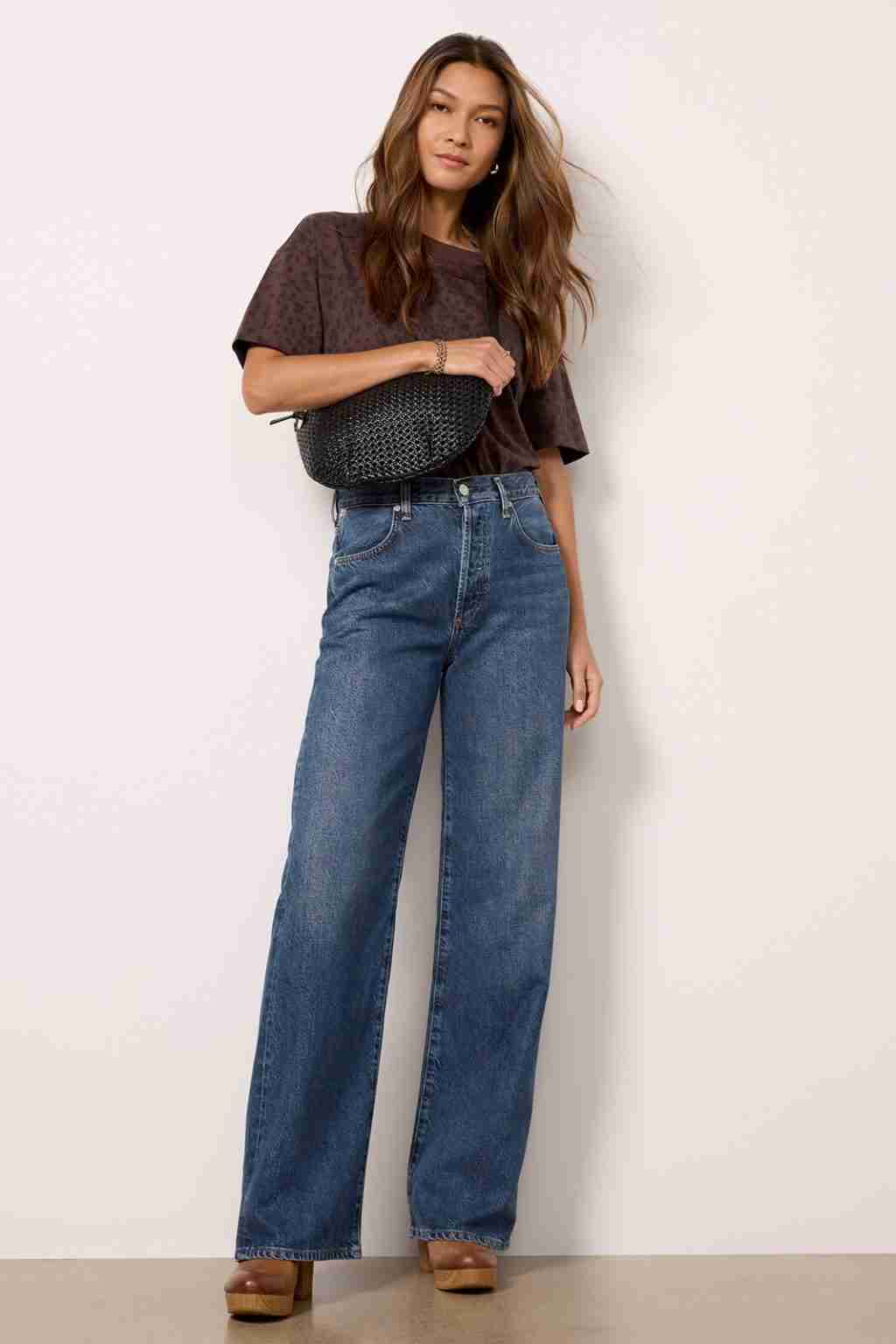 16 Denim Outfit Ideas For Women Over 40 The Gray Details 16 Denim Outfit Ideas For Women Over 40 The Gray Details