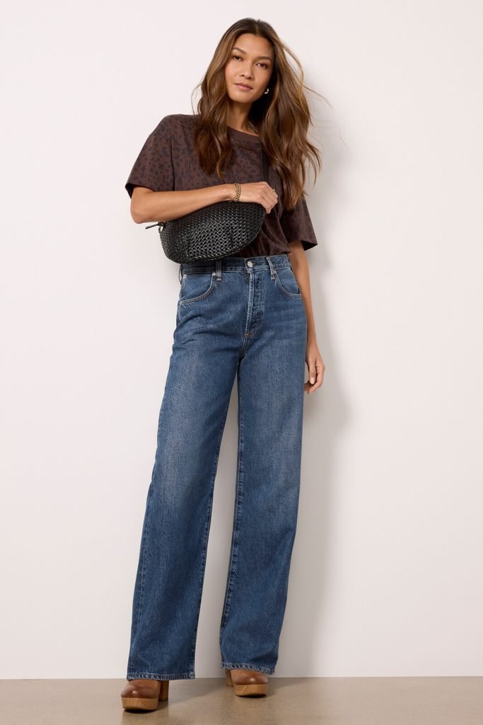 denim outfit ideas for women over 40