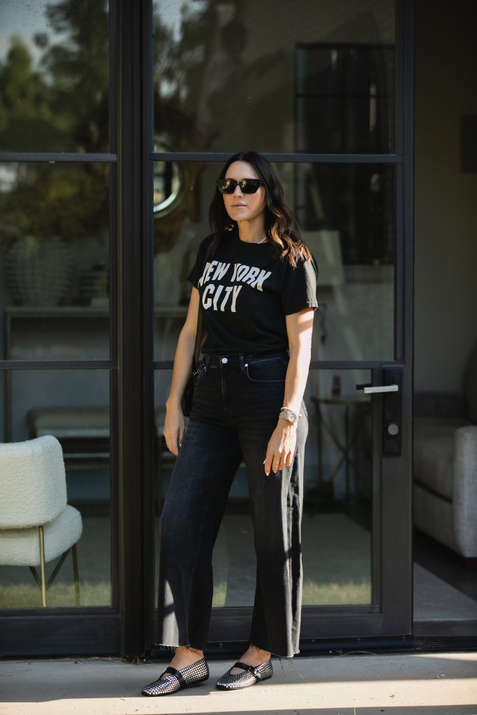 WIDE LEG JEANS OUTFIT IDEAS