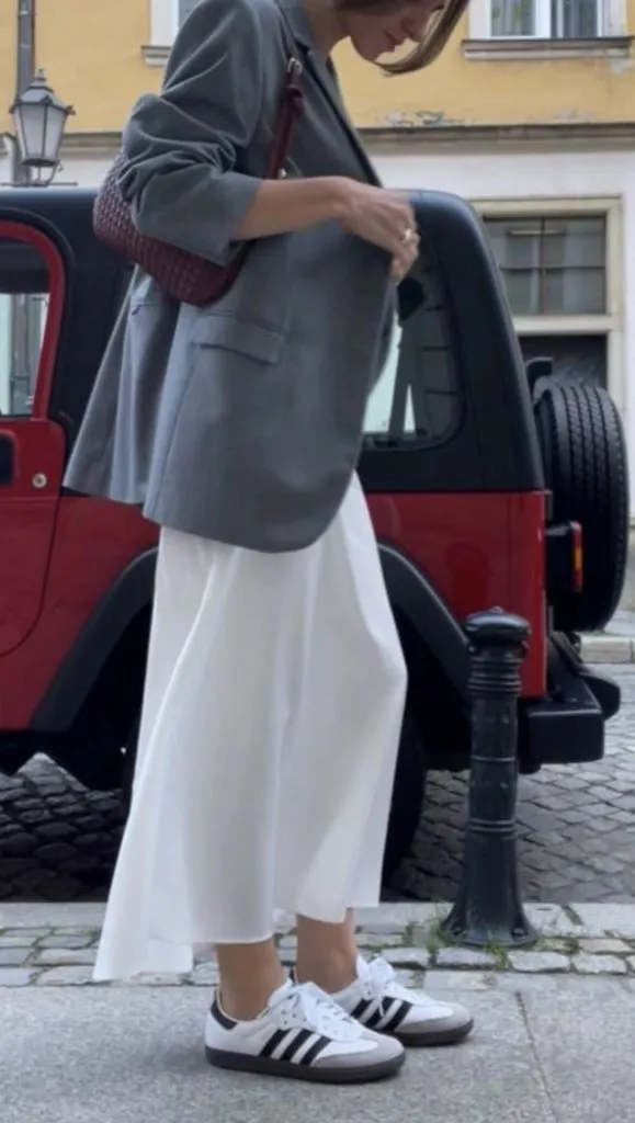 White Maxi Dress Outfits