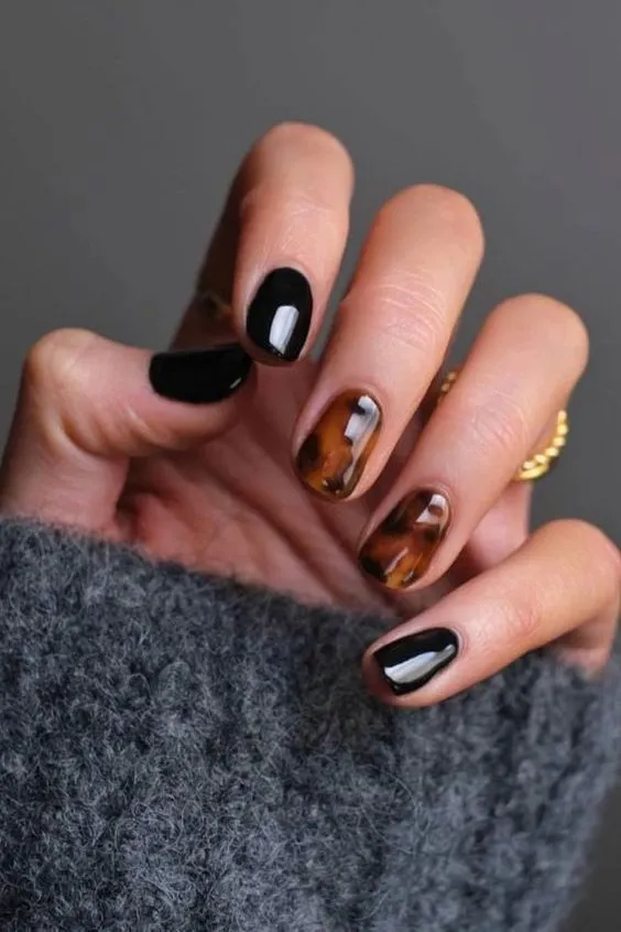 Animal Print Nails