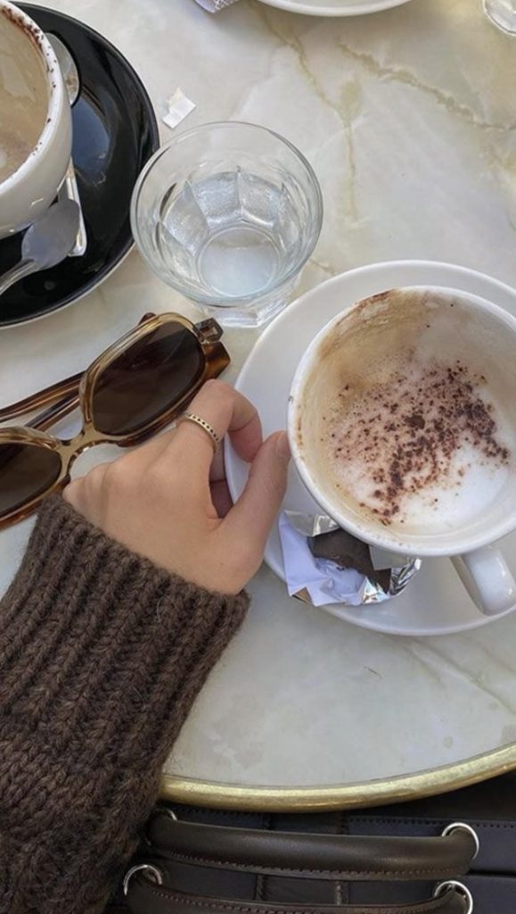Chic fall sunglasses