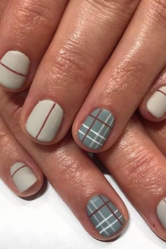 Plaid Fall Nail Designs
