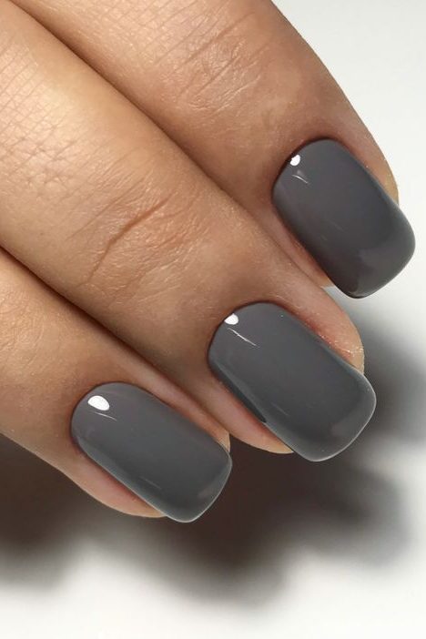 Moody Gray October Nail Ideas