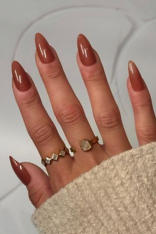 Pumpkin Spice October Nail Ideas
