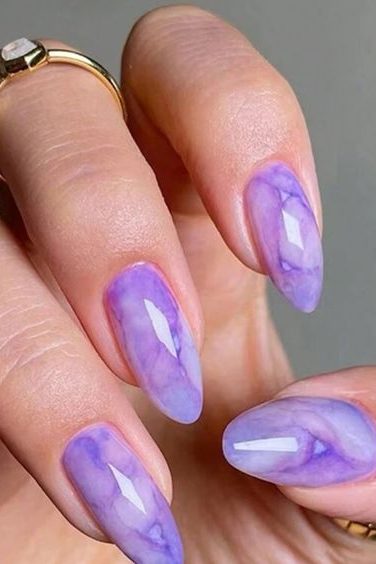 Purple marble Nail ideas