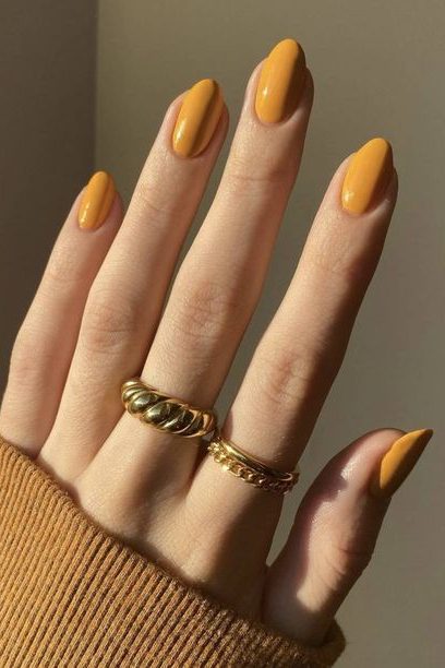 Mustard Yellow Fall Short Nails