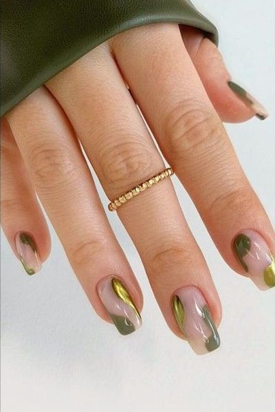 Negative Space Fall Short Nails