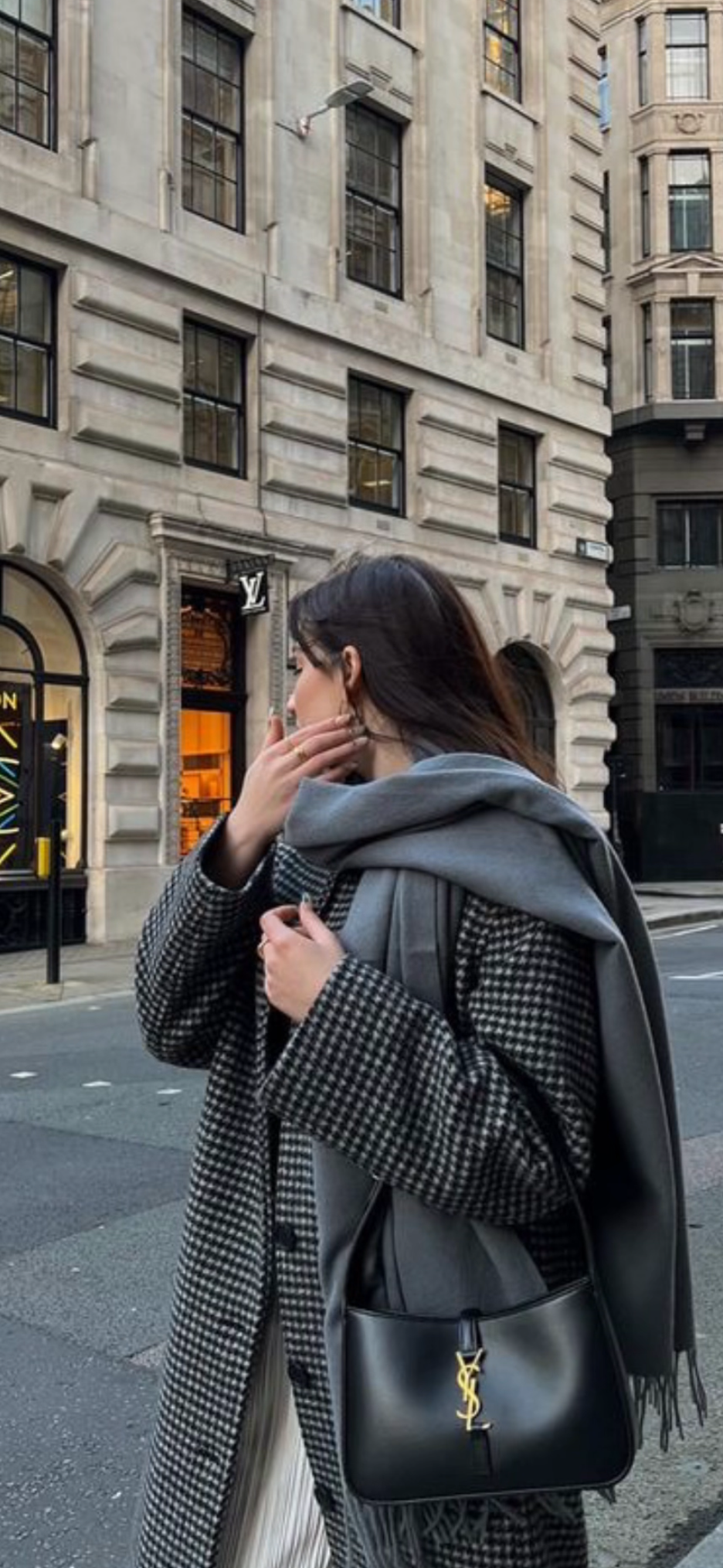 Scarf fall look