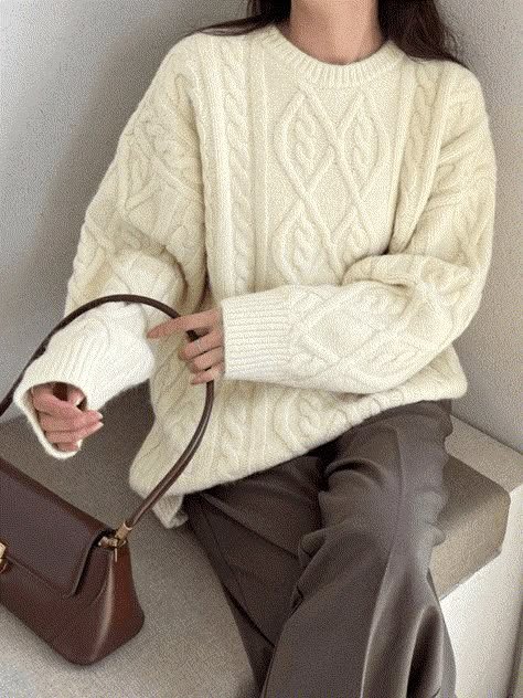 cable knit sweater fall outfit