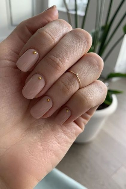 Minimalist Nail Art designs