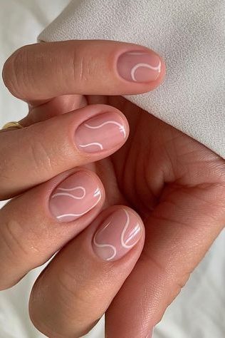 Minimalist Line Nail Art