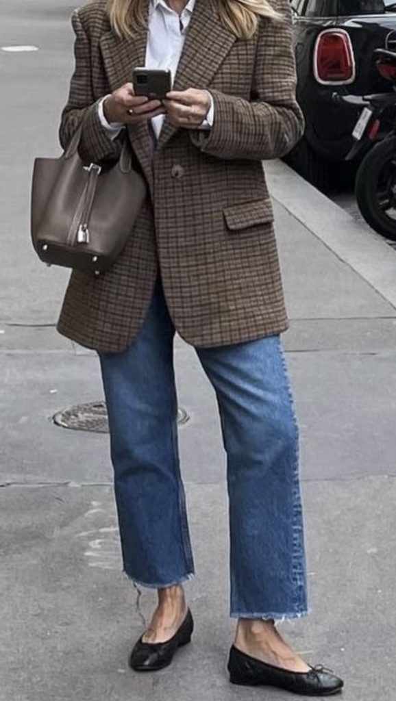 Plaid Blazer Outfits