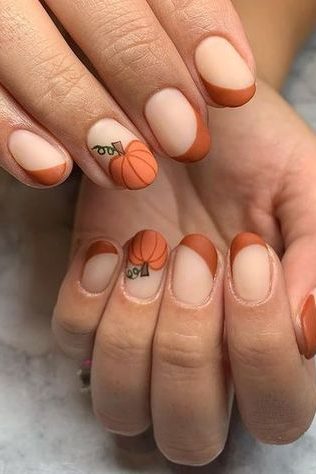 Pumpkin Patch Thanksgiving Nail Art Ideas