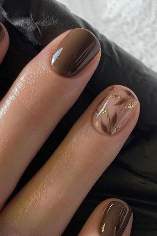Metallic Gold Accent nails