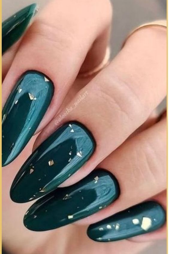 Teal Winter Nail Color Trends