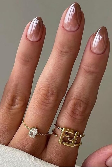 Neutral ombre Nails
