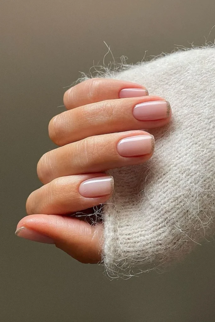 Neutral Glitter Nails for fall