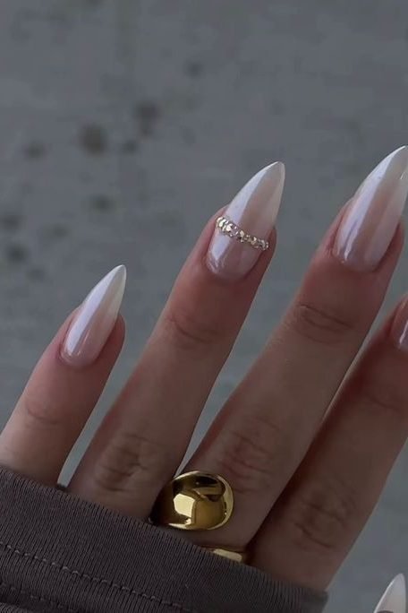 Icy Classy Christmas Nail Ideas