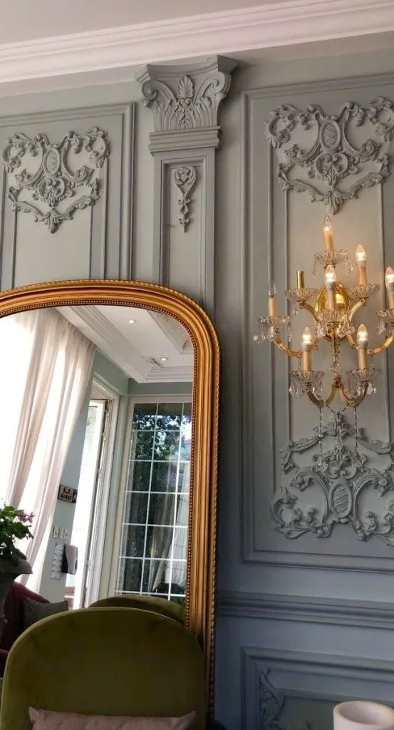 Chandeliers Old Money Interior Design