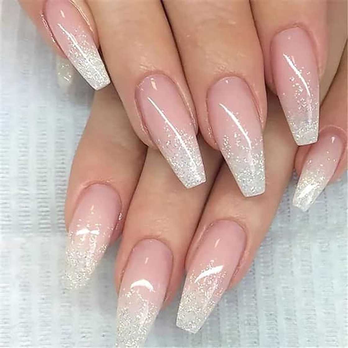 glitter white ombre nail