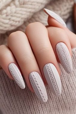 Sweater Design Nails