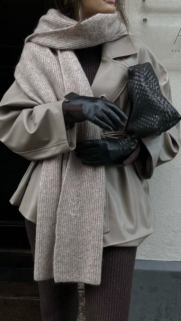 Monochrome Scarf and Coat Winter Outfits