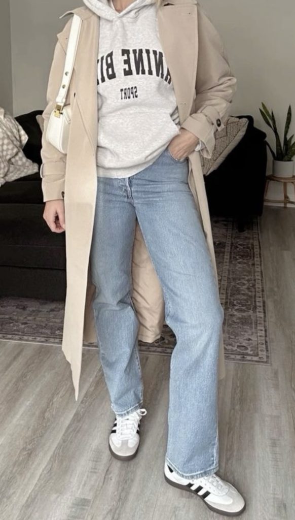 jeans travel Outfits