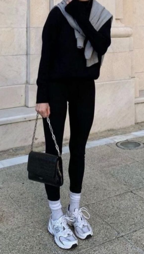 leggings winter travel Outfit