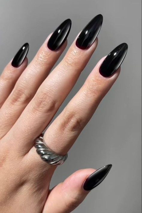 Black Cat Eye Nail ideas