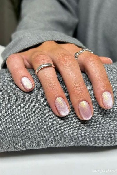 Nude Cat Eye Nails inspo