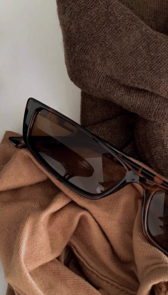 Mocha Mousse accessories