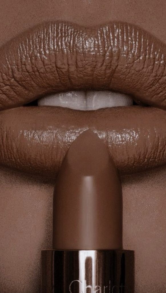Mocha Mousse lipstick