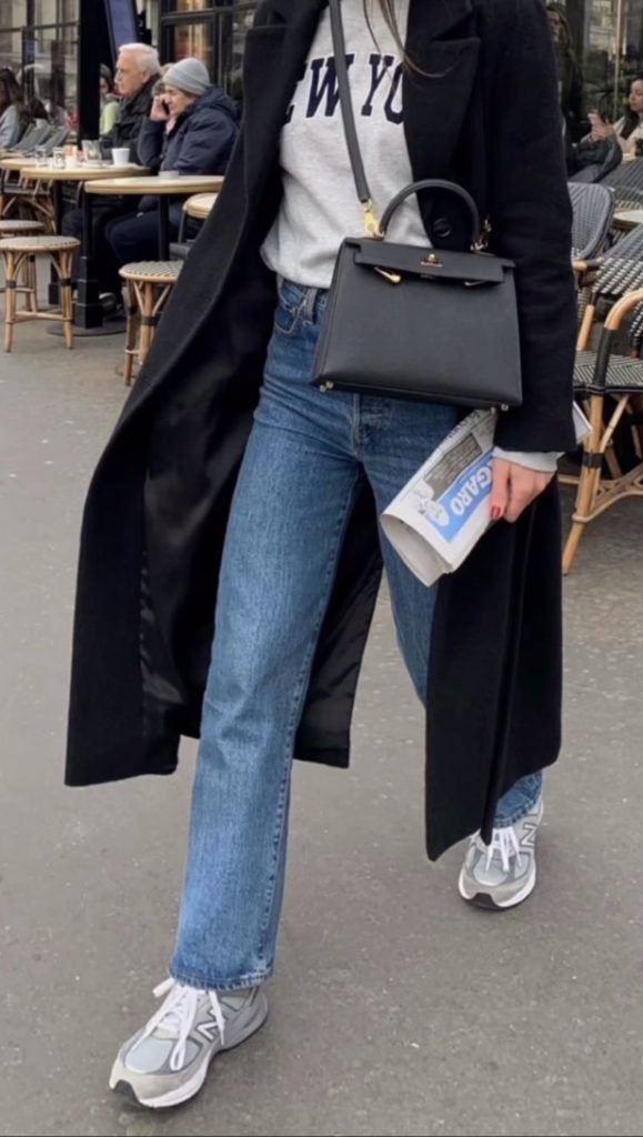 Jeans Winter Airport Outfit Ideas
