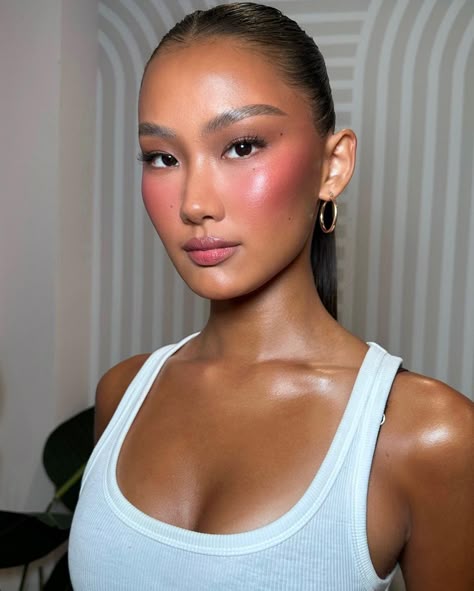 Blush Makeup Trend 2025