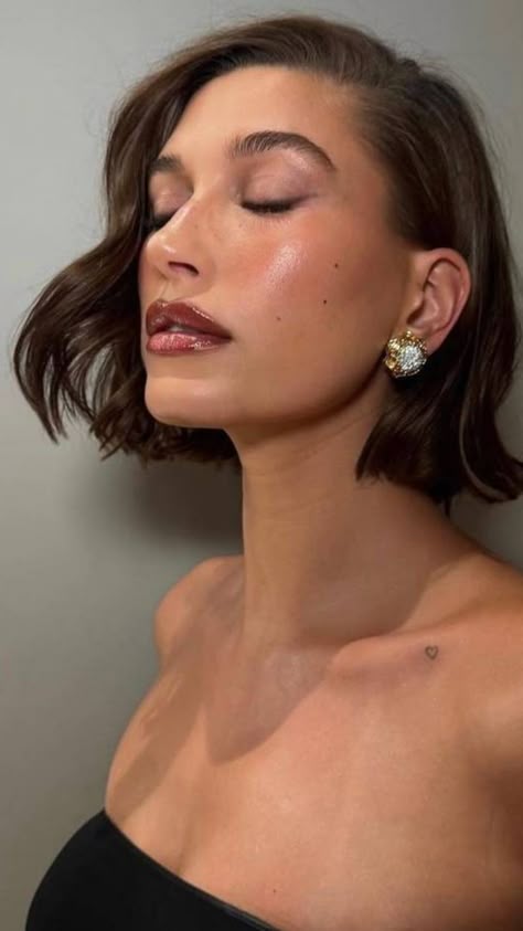 Lip Combo Makeup Trend 2025