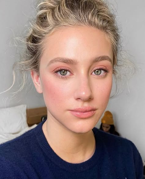 pastel makeup