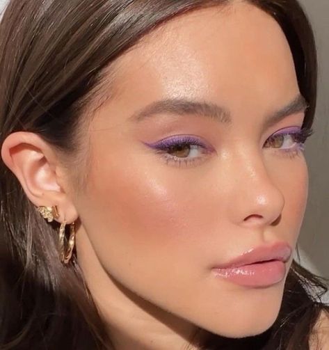 pastel makeup spring 2025