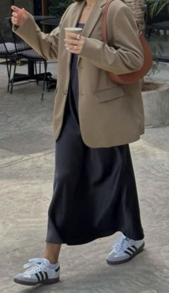 Pinterest Worthy Spring Weekend Outfits - dress and coat