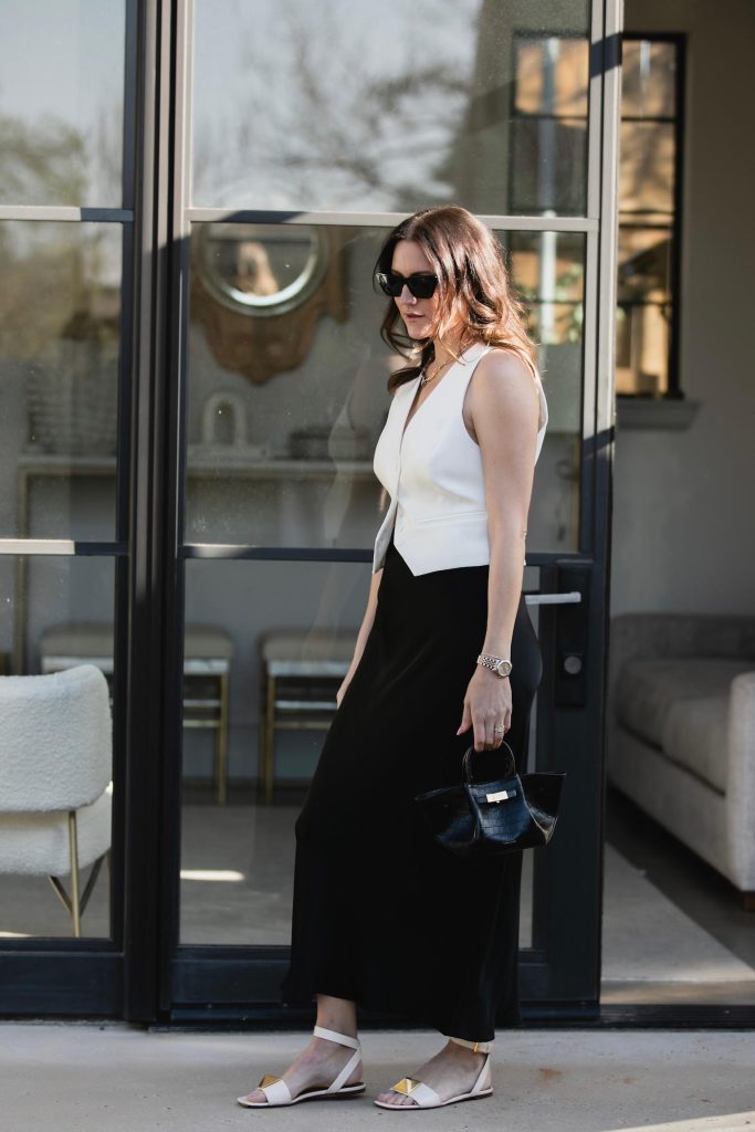 How to Wear a Silk Skirt to Work