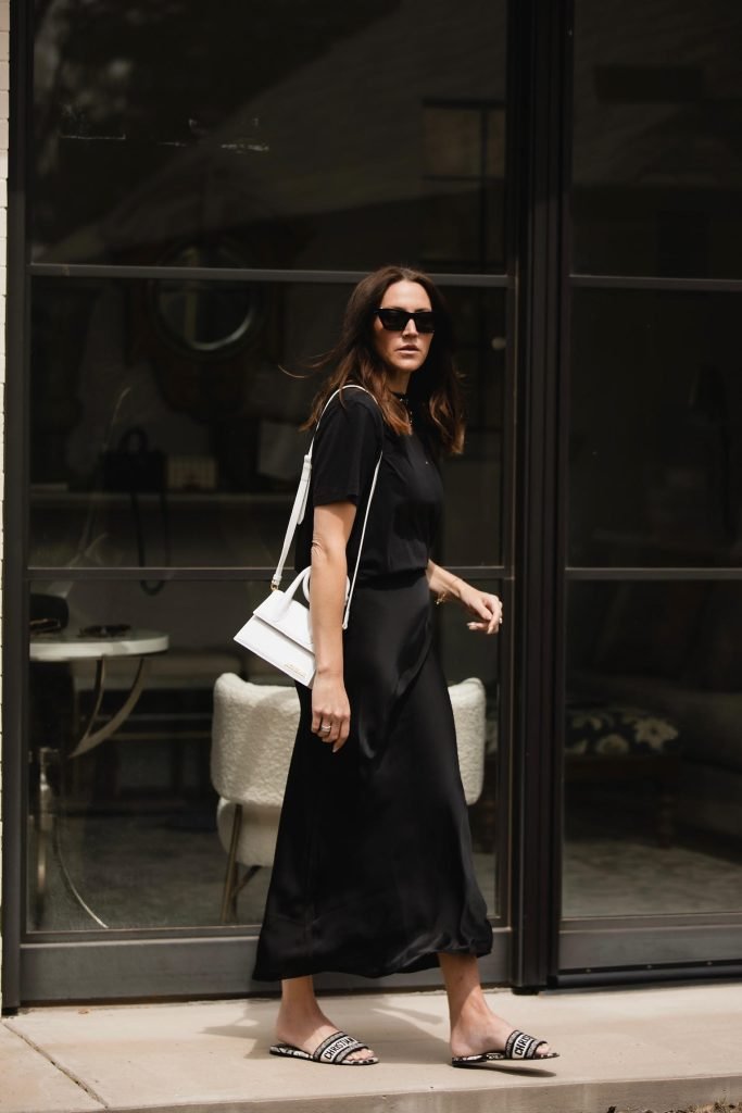 How to Wear Monochromatic Outfits