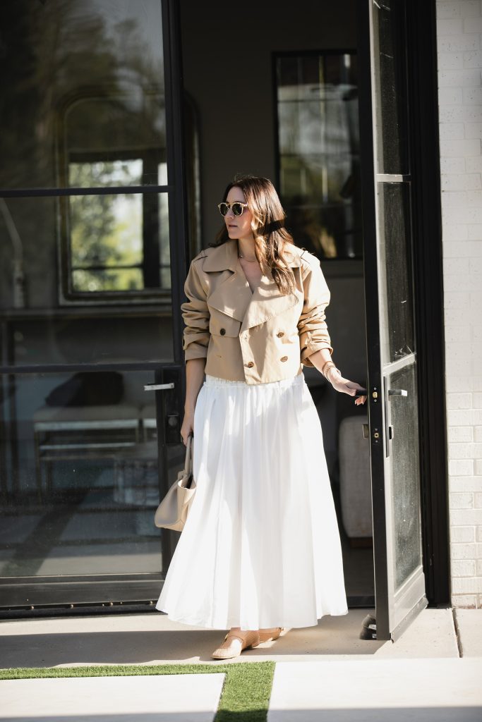 Chic Midi Skirt Outfits of Spring