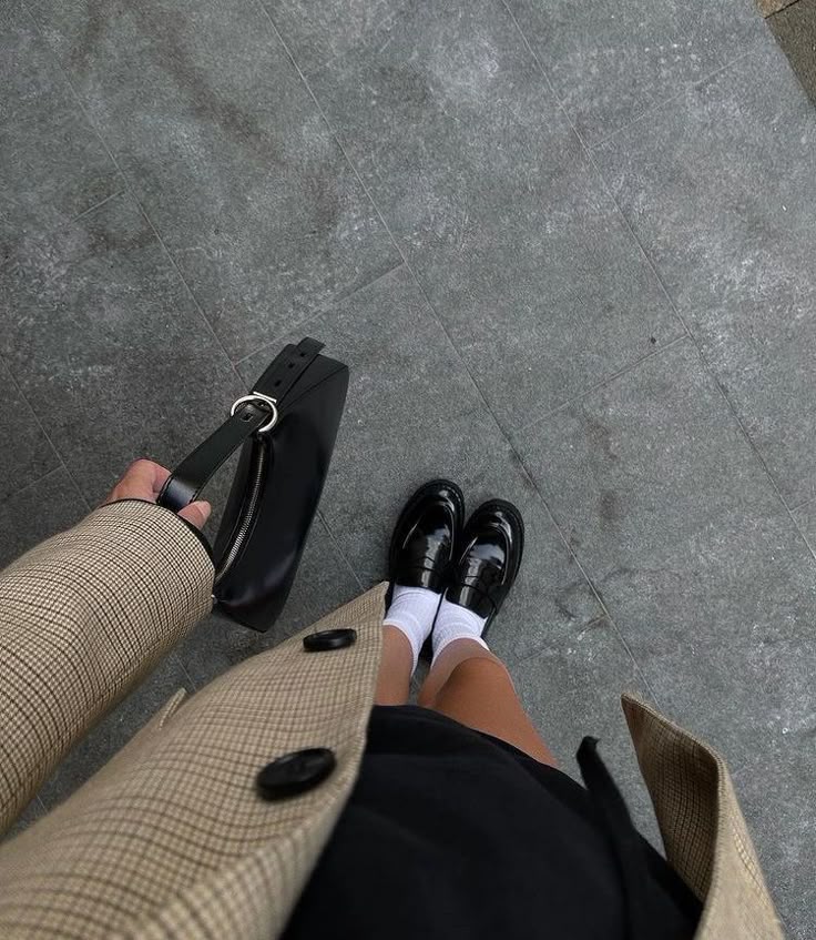 loafers with socks fashion